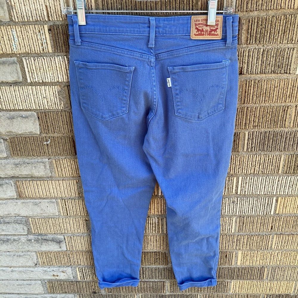Women's Size 27 Levi's Stretch Dyed Blue Color Flooded Capri Ankle Jean Pants‎ - Picture 8 of 8